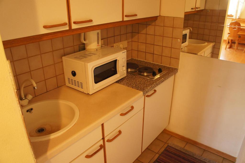 Apartment Margret Im Haus Sonnleitn Зоненалпе Насфелд Стая снимка